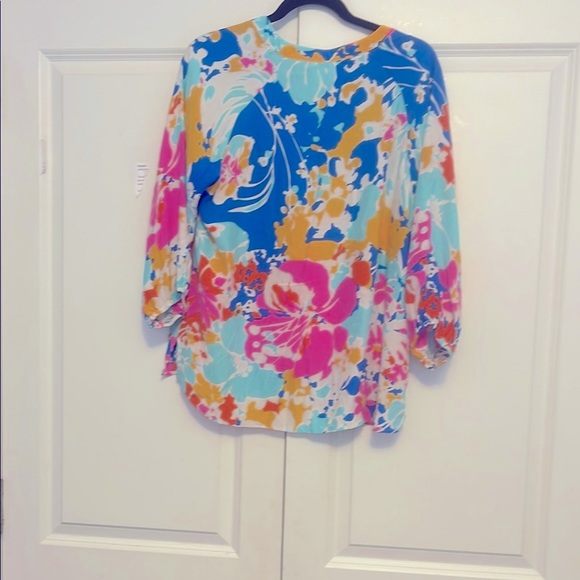 Blue and Pink Graphic Relaxed Blouse - Picture 2 of 5
